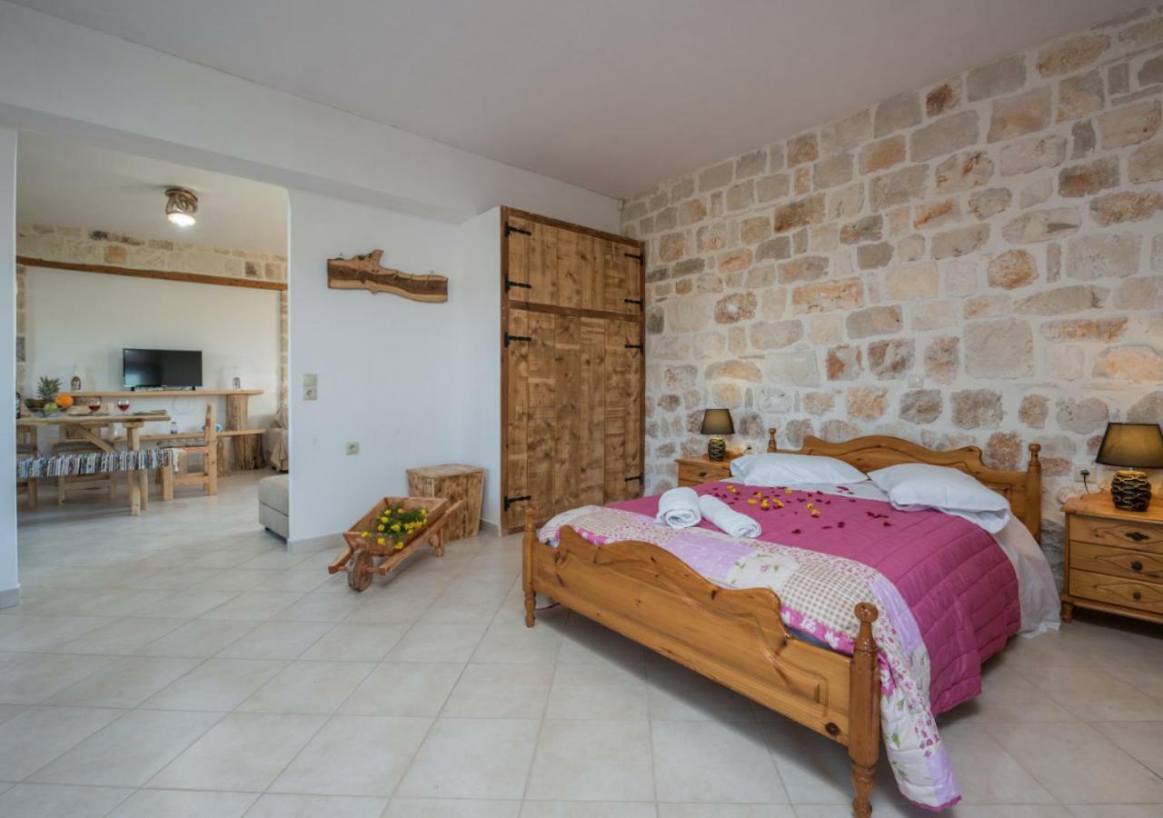 Villa Windmill Near Shipwreck Beach Volimes Bagian luar foto